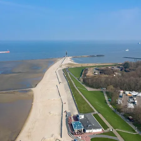 Trafalgar 423 * Cuxhaven