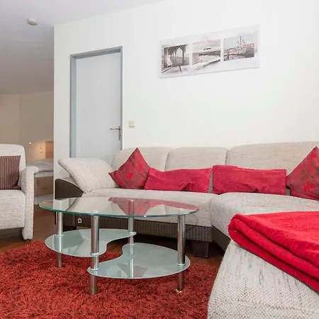 Trafalgar 423 Apartament